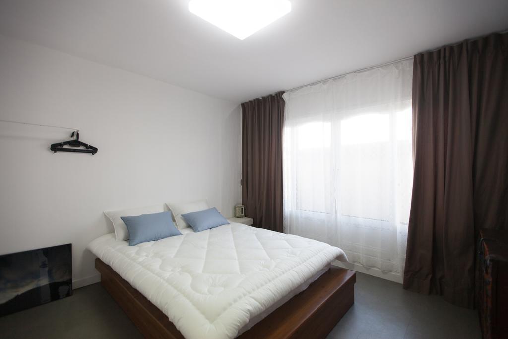 Choonhee Pension Jeju Exterior foto